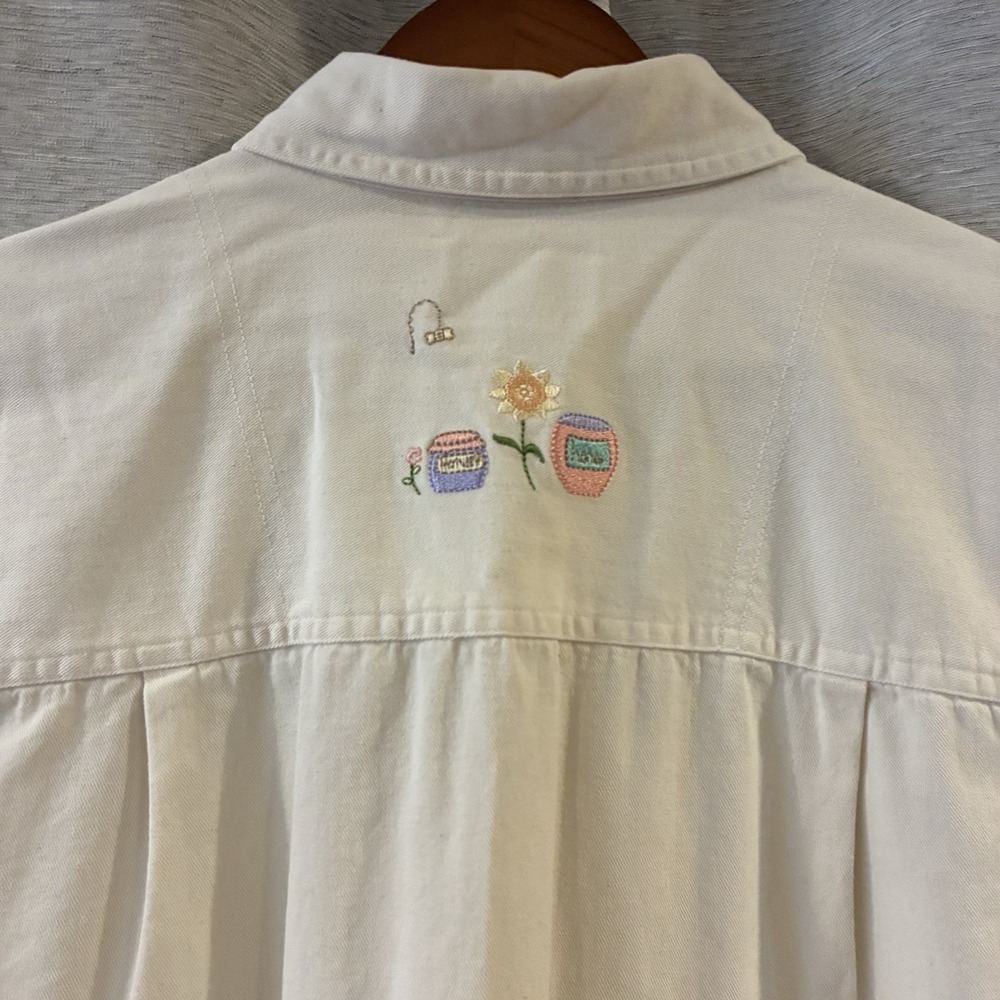 Vintage Christopher & Banks Embroidered Floral Button Up Grandma core Cottage M - Picture 4 of 5